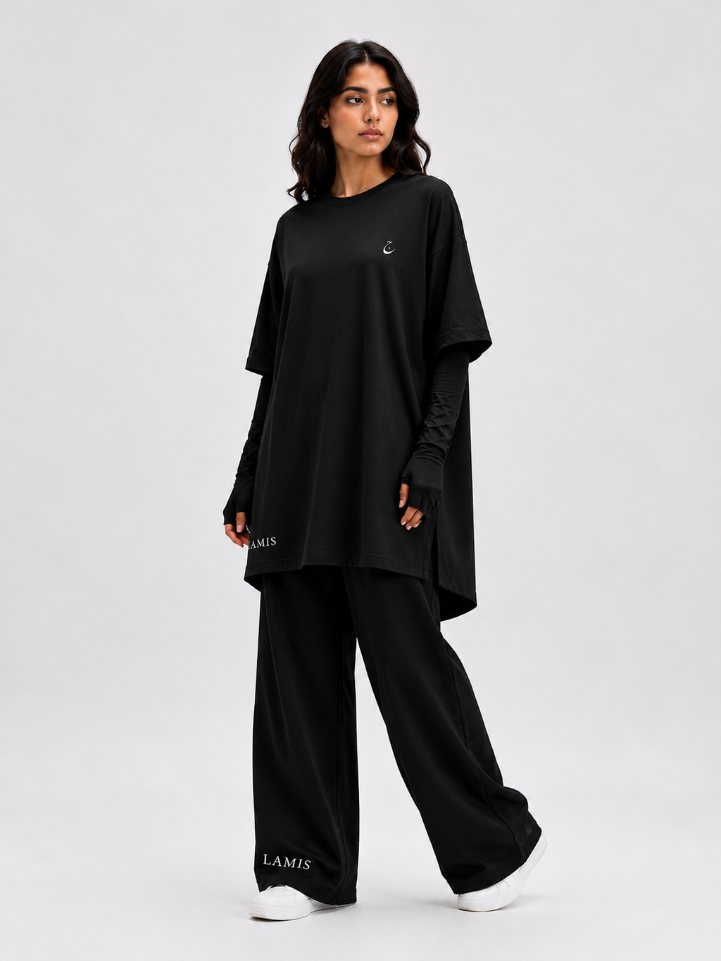 MODEST T Black